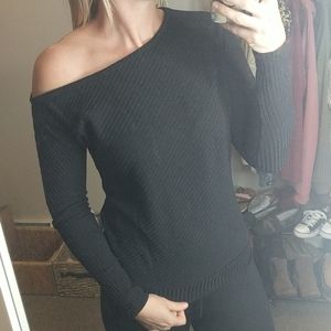 Two Way Off Shoulder Top - Black